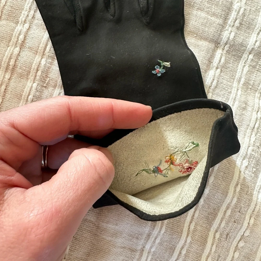 COPY - Vintage suede driving gloves with floral embroidered detail.
